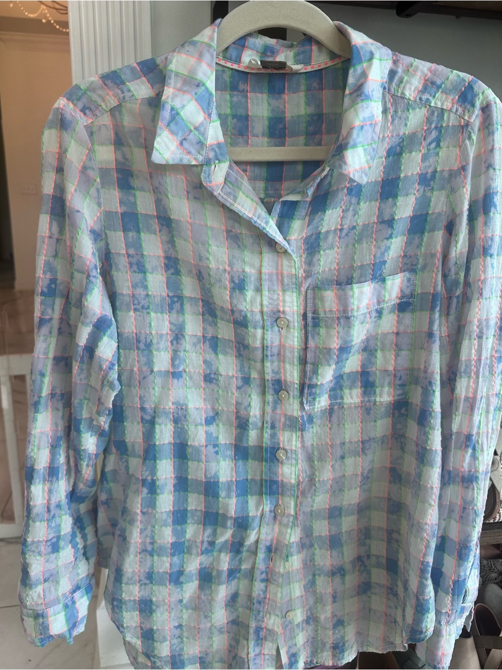 Pilcro Anthropology Lightweight Plaid Button-Up Shirt in Blue Plaid